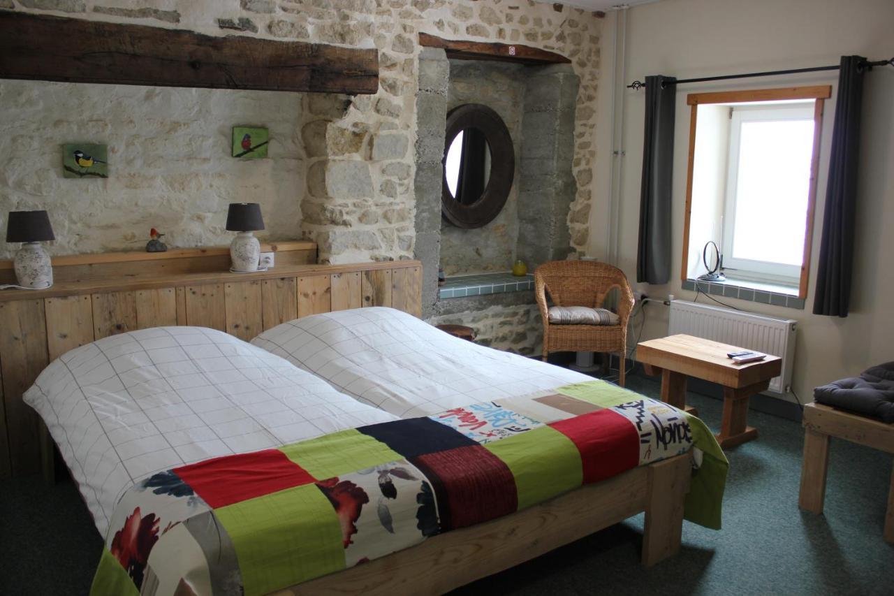 Maison Le Barrage Saint-Gervais-dʼAuvergne エクステリア 写真